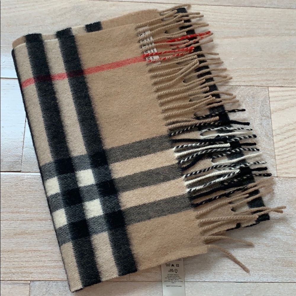 Burberry scarf